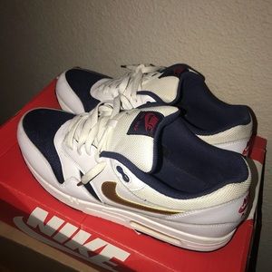Air Max 1 Essential “Olympic”